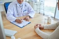 Symptoms of advanced colon cancer should be addressed as soon as possible (Image via Freepik/Pressfoto)